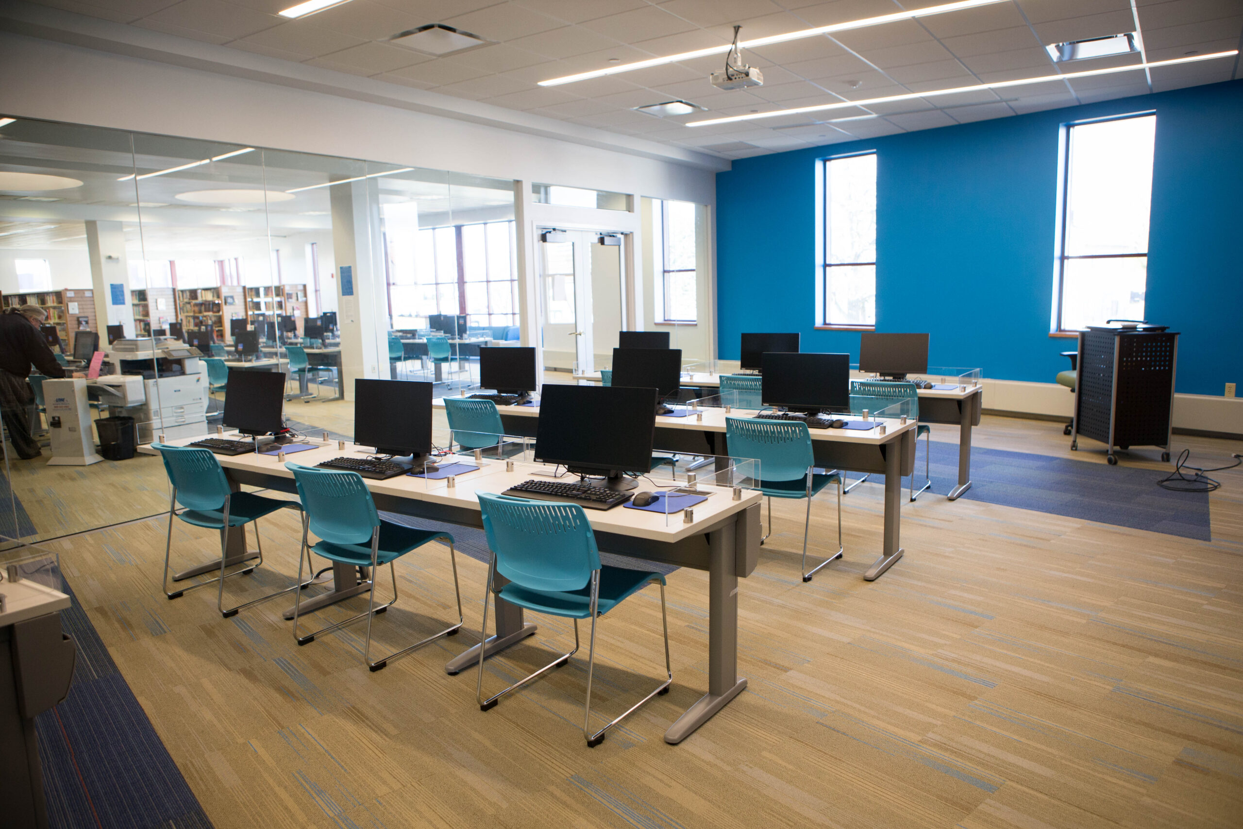 https://lms86.com/wp-content/uploads/2018/11/Willowick-Library-2-scaled.jpg