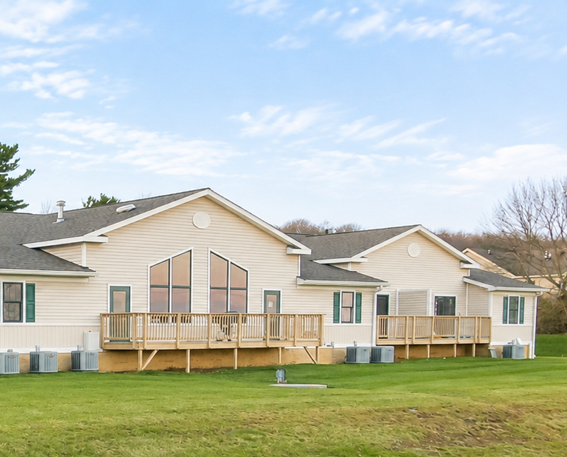 Geauga-Independent-Apartments-Chardon-OH.png